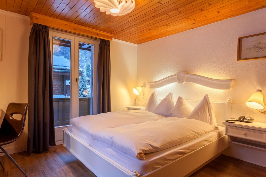 Hotel The Larix Ski-In Ski-Out Зас-Фе Екстер'єр фото